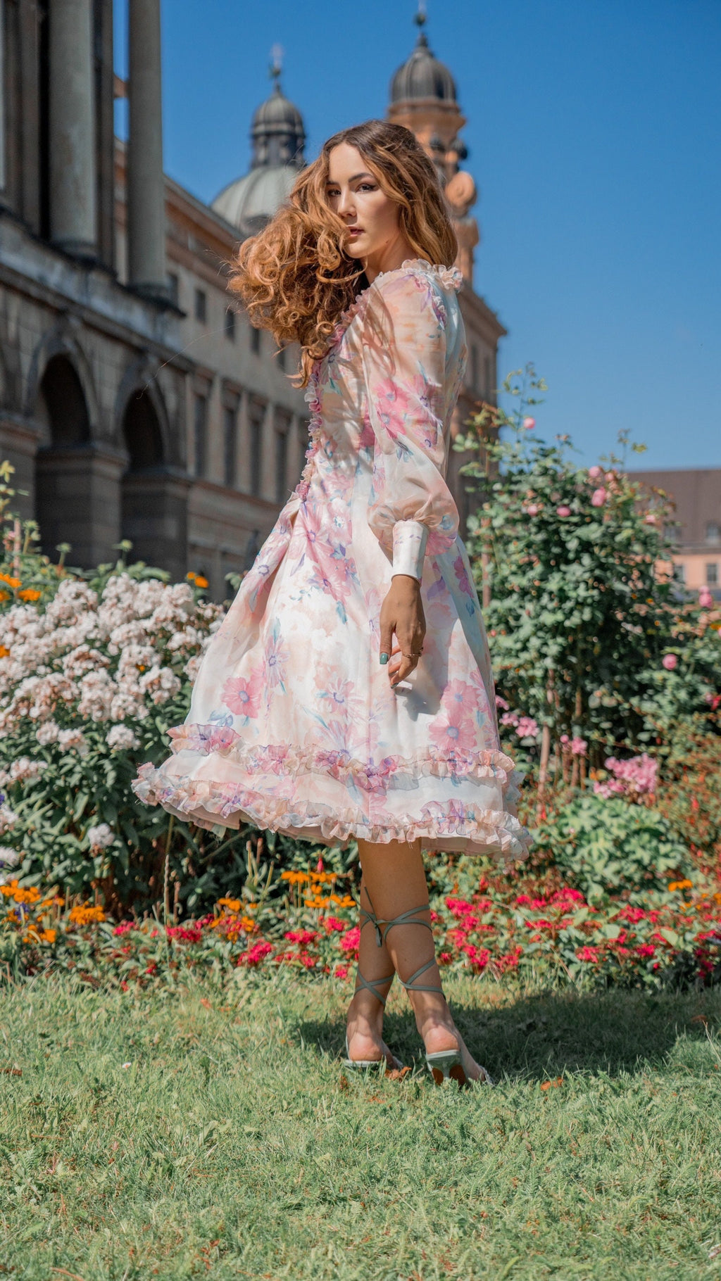 PATTERN - Summer Dress - THISISKACHI x Burda Style Germany
